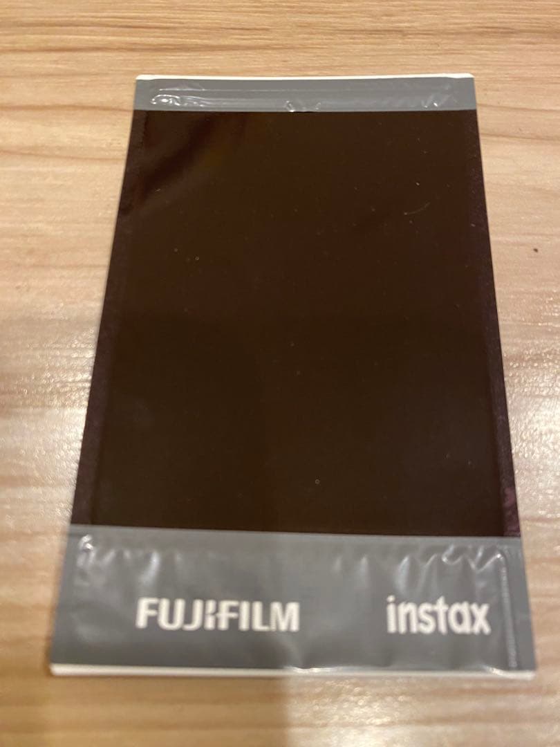 武田玲奈の魅力を引き出すチェキ - メルカリ