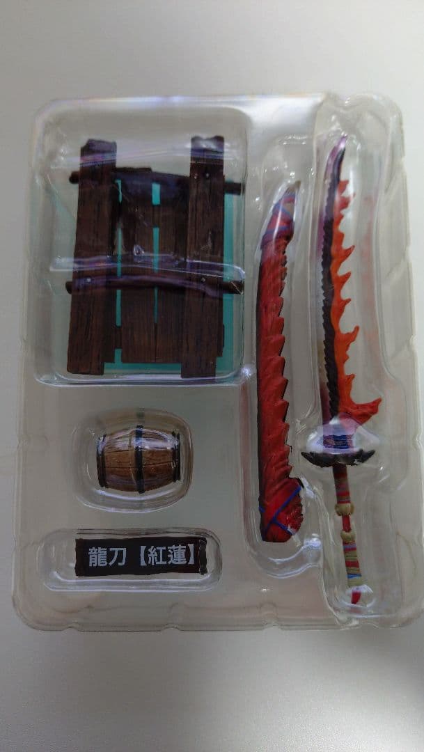 非売品】モンスターハンター 狩猟武器コレクションVol.3 龍刀【紅蓮