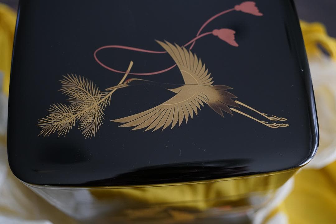 輪島の老舗　慶塚作　四段重箱