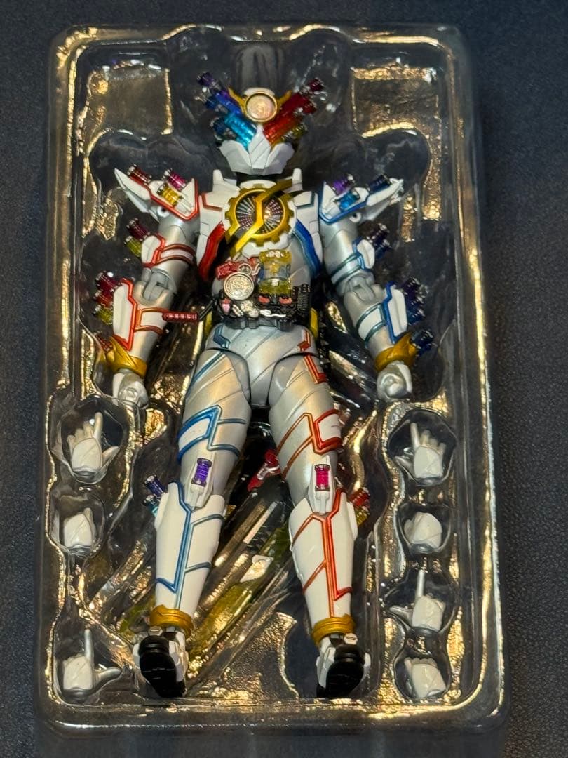 S.H.Figuarts 仮面ライダービルド ジーニアスフォーム