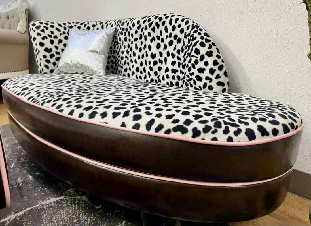 【地域限定無料配送】おしゃれヒョウ柄ソファセット（センターテーブル付き）