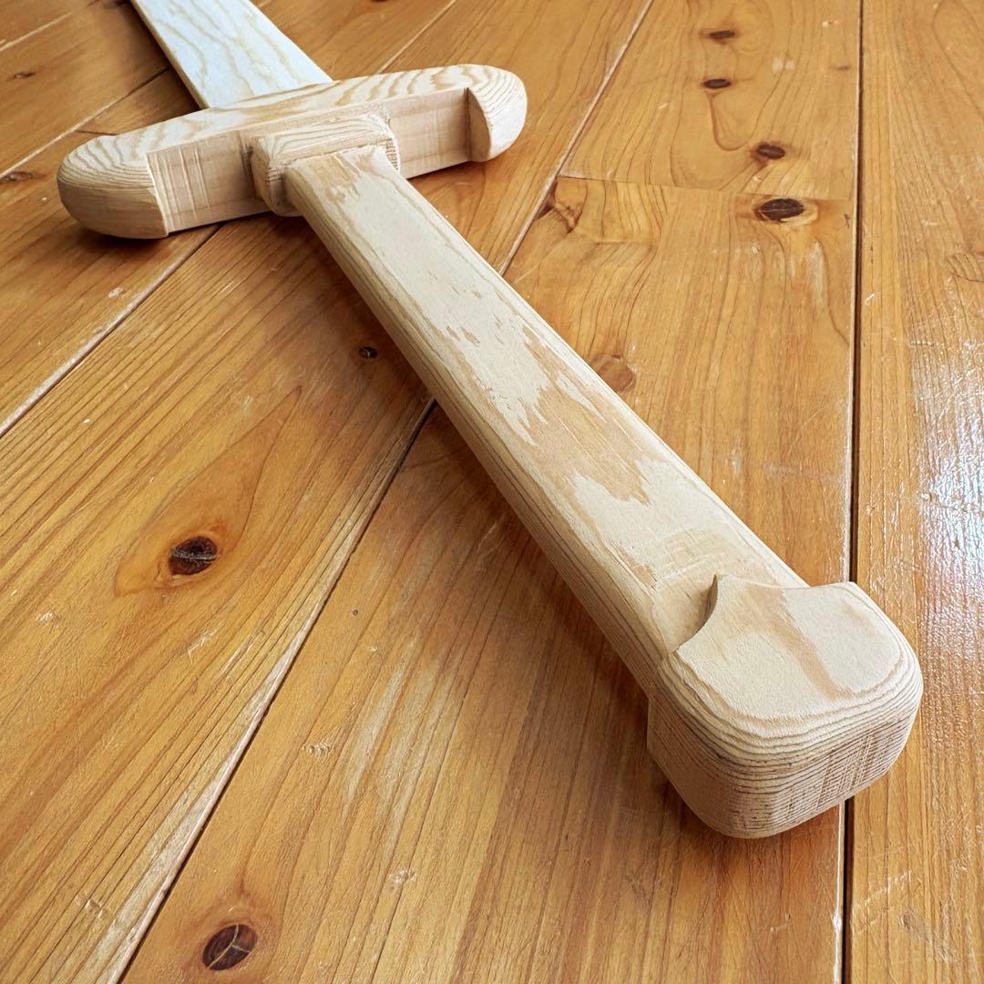 勇者の木剣　釼　(木剣　剣　木刀　wood sword )