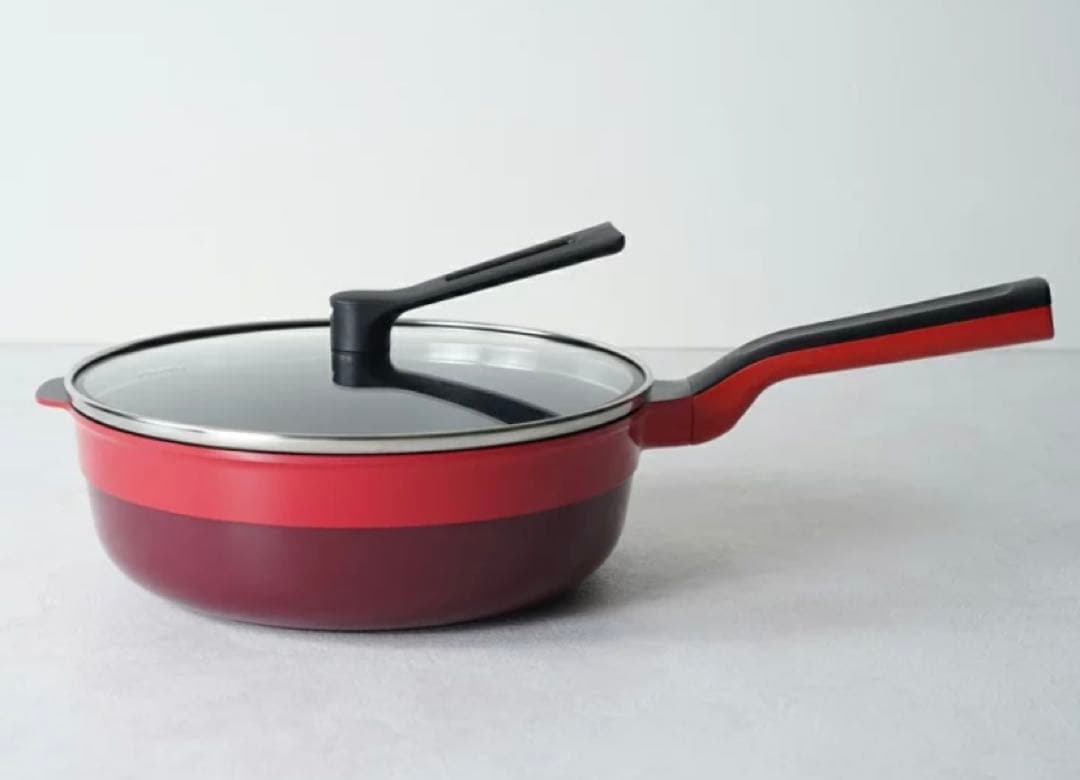 レミパンプラス　レッド　新品未使用