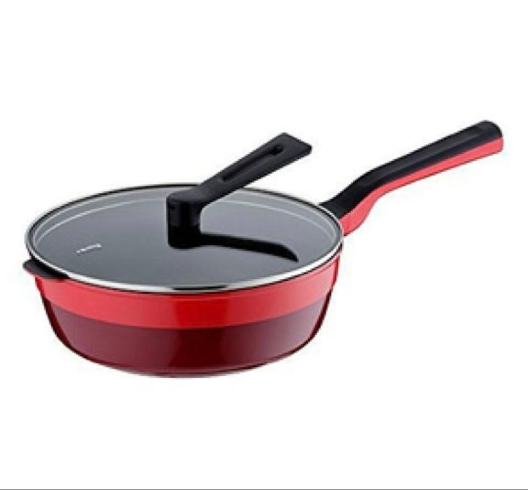 レミパンプラス　レッド　新品未使用