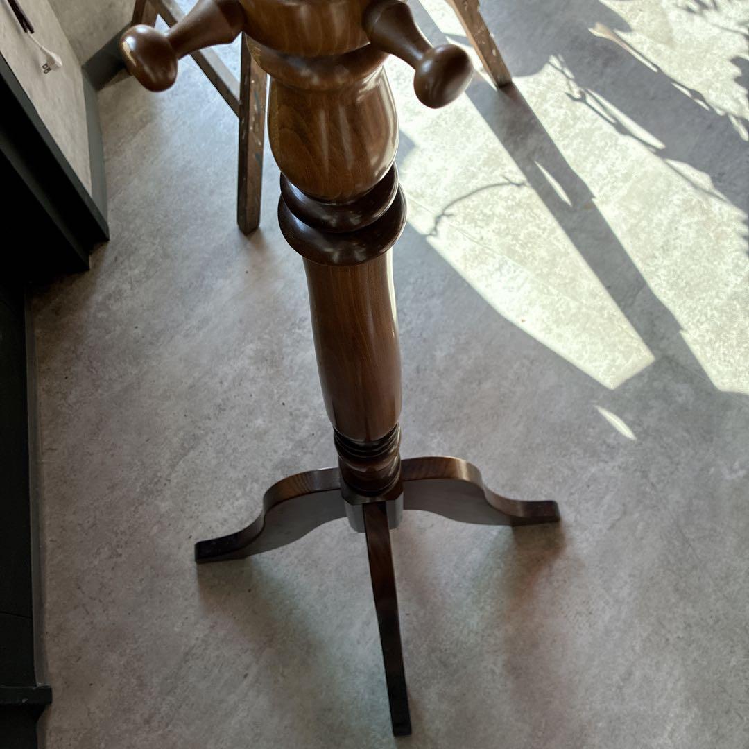 く*る様 美品 カリモク コロニアル ハンガーラック ポールスタンド