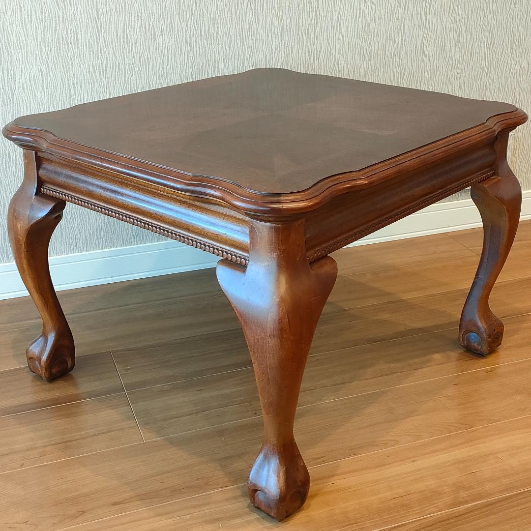 クイーン・アン様式　コーヒーテーブル　センターテーブル　猫脚