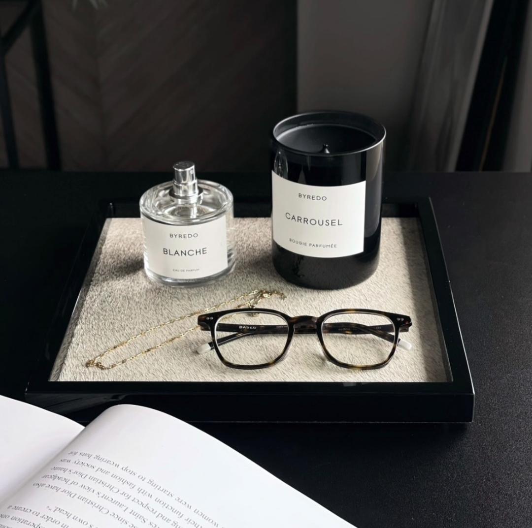 ★新品【海外限定】【再販なし】インテリアトレイ ブラック ホーストレイ スクエア