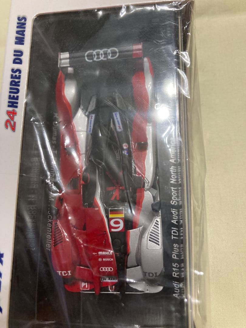 スパーク 1/43 アウディ R15Plus TDI LM2010 No.9優勝