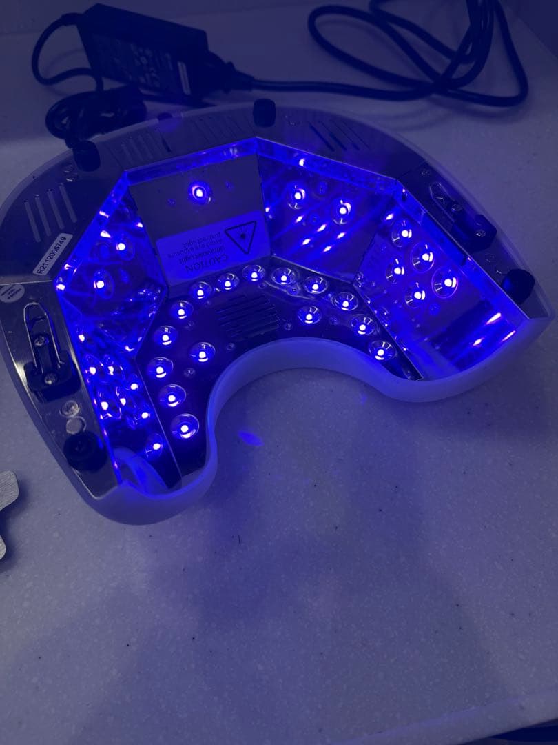 中古　SHINYGEL ハイブリッドネイルライト