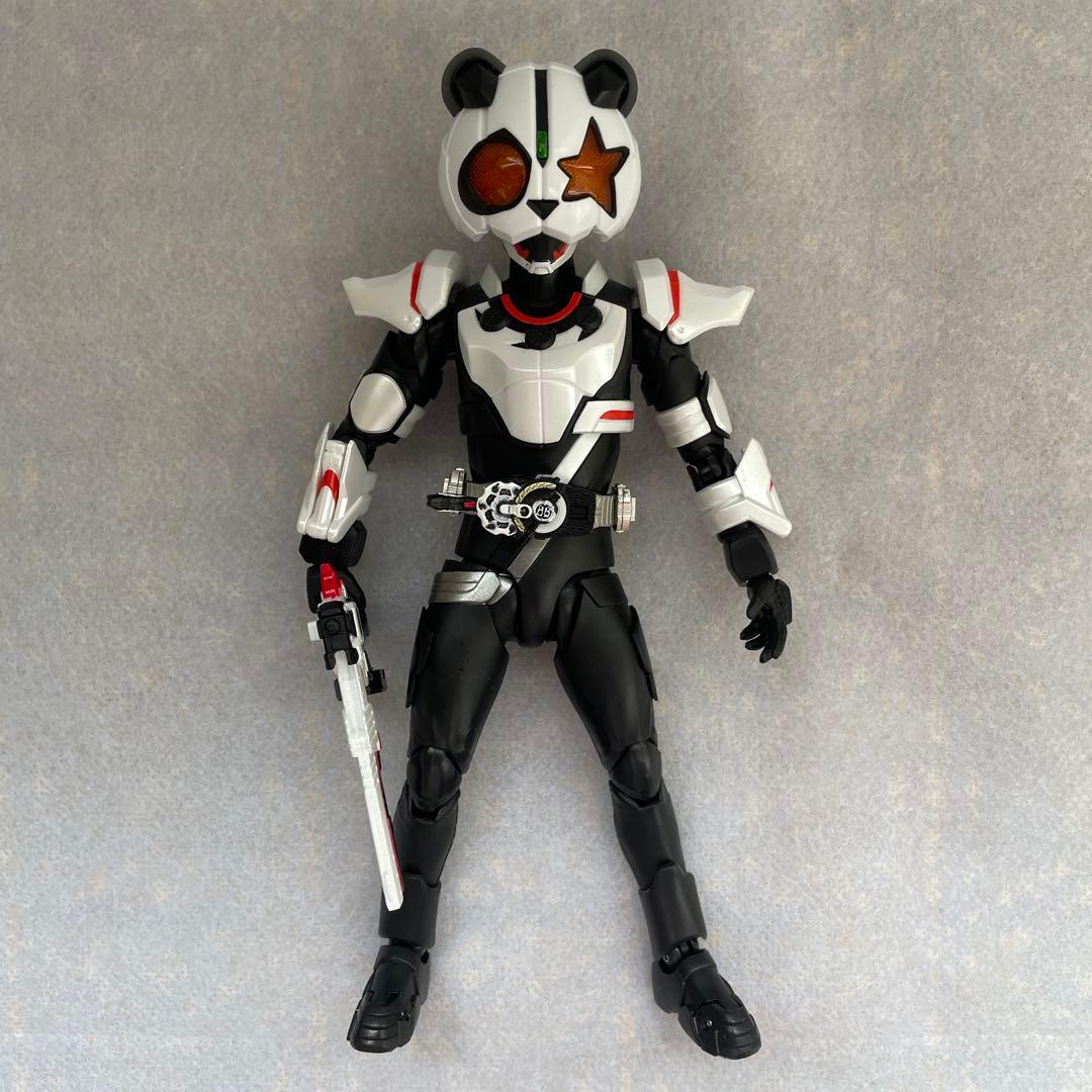 あ*)様 S.H.Figuartsフィギュアーツ 仮面ライダーダパーンマグナムフ