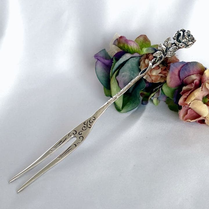 ドイツ製 ヒルデスハイムローズ 薔薇のピックフォーク大 銀800製 美品