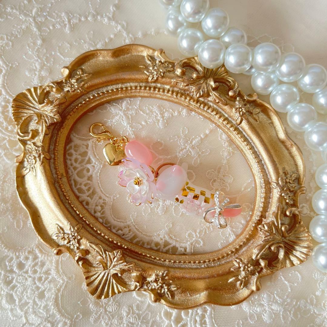 ฅ❤️ レジン　猫　花　桜　チャーム　ハート　 ポニーフック　根付け　キーホルダー