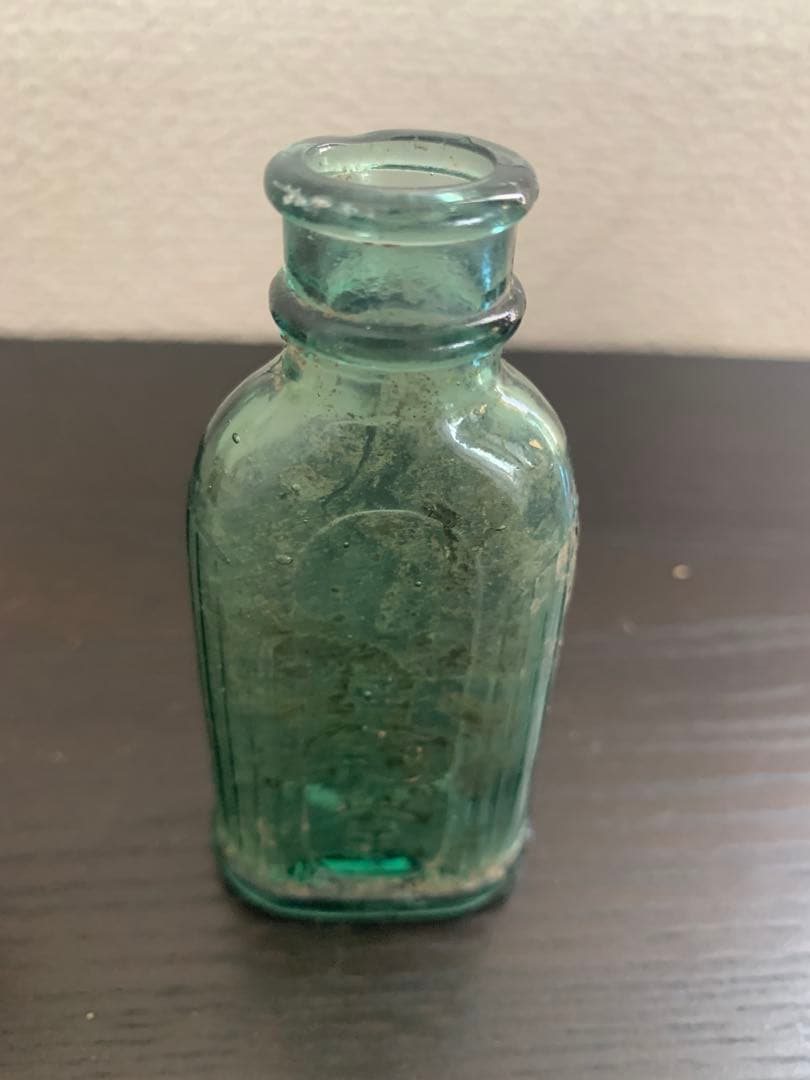 レトロ瓶 古瓶 小瓶 金冠堂 キンカン - メルカリ