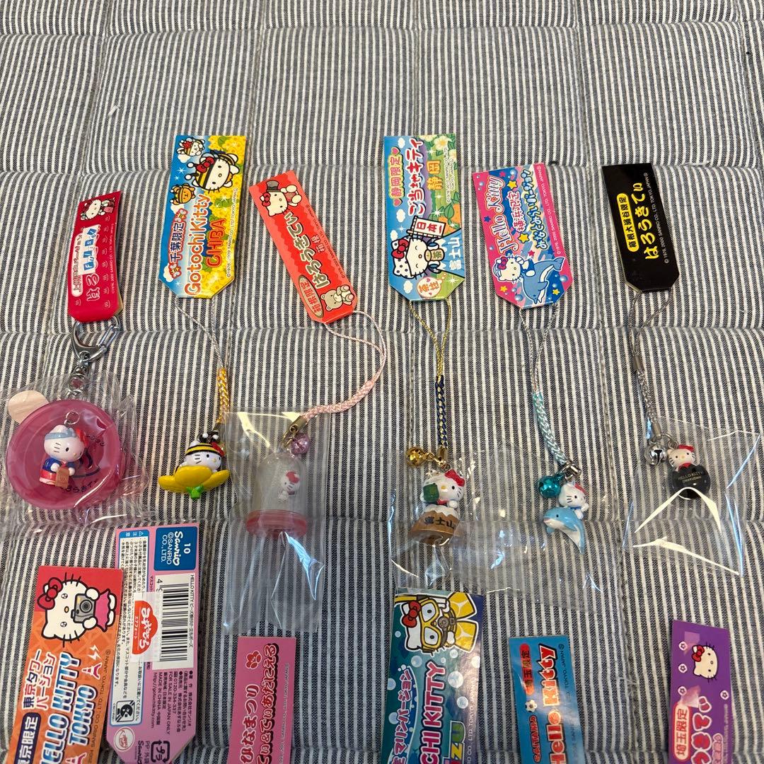 ご当地キティ ストラップ セット - メルカリ