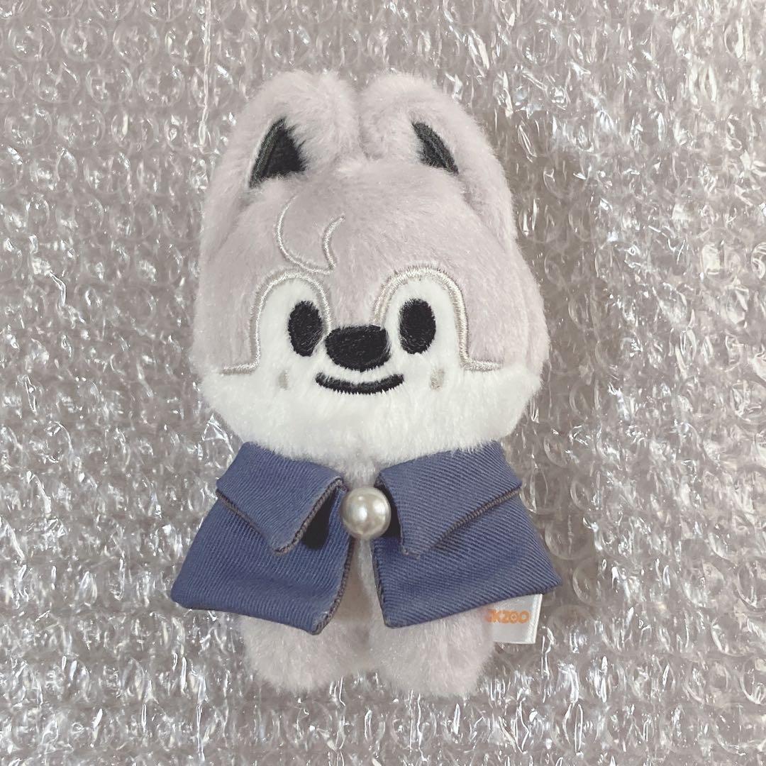 Stray Kids SKZOO 10cm ぬい ウルフチャン バンチャン - メルカリ