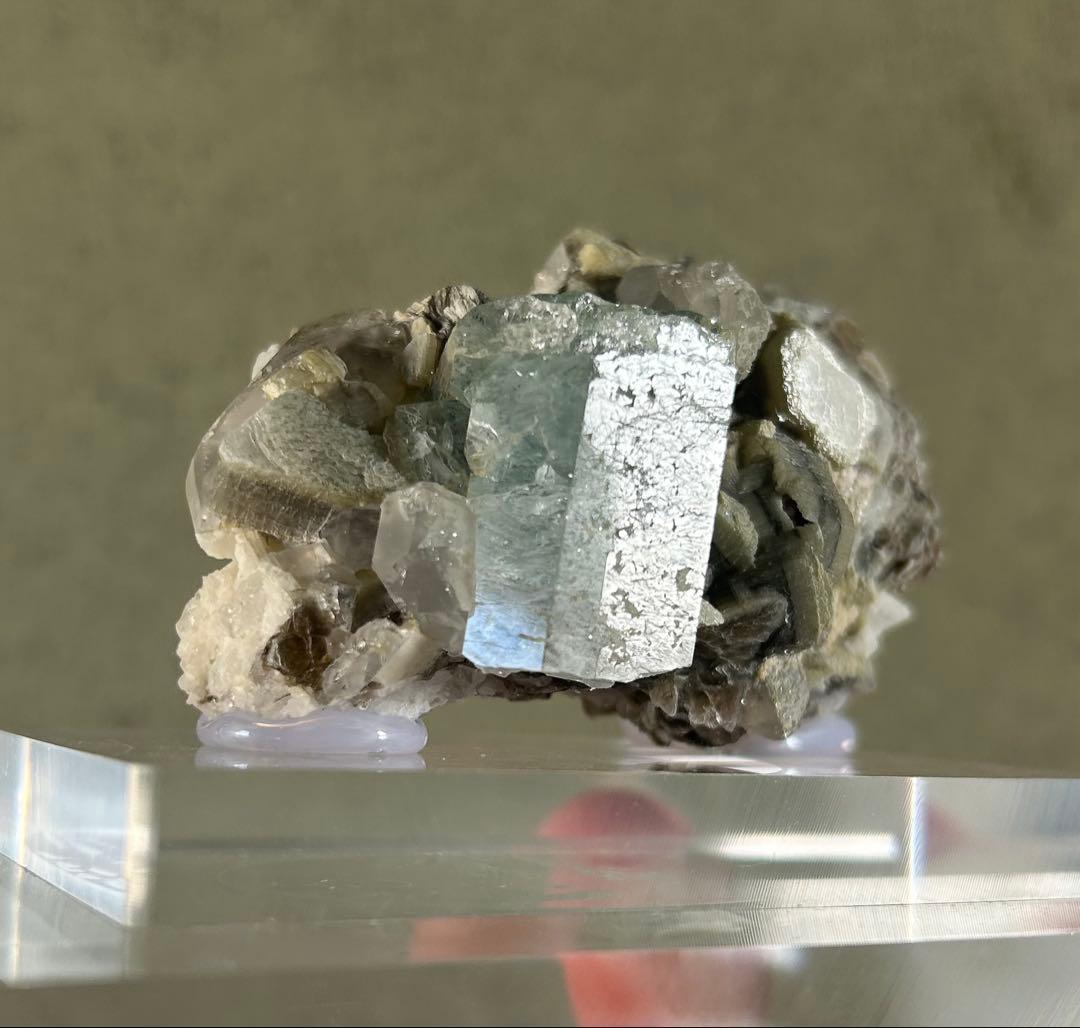 アクアマリン アクリル台座付き 原石 ミネラル
