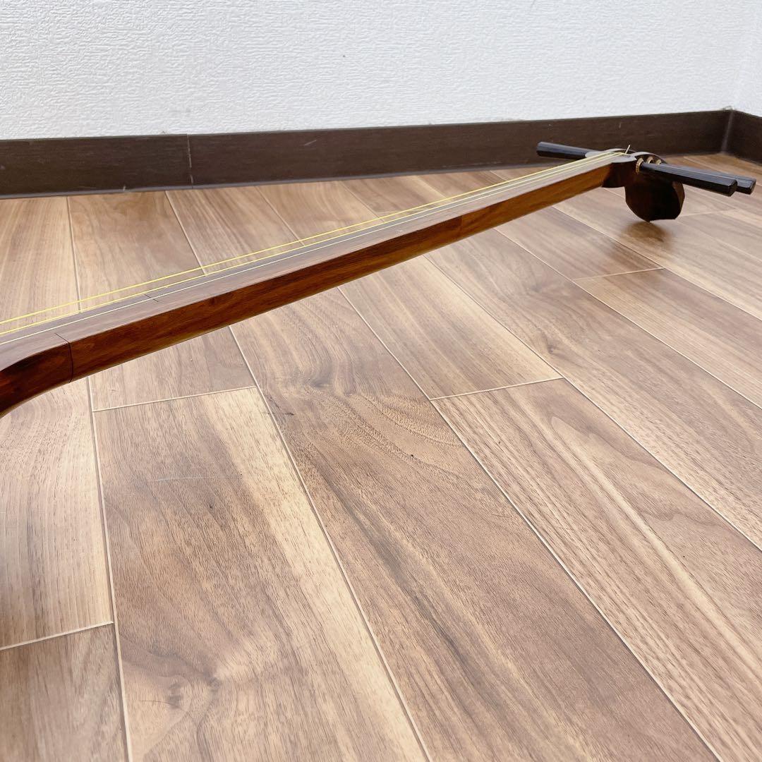 細棹 三味線 犬皮 平溝 丸打胴　花梨材