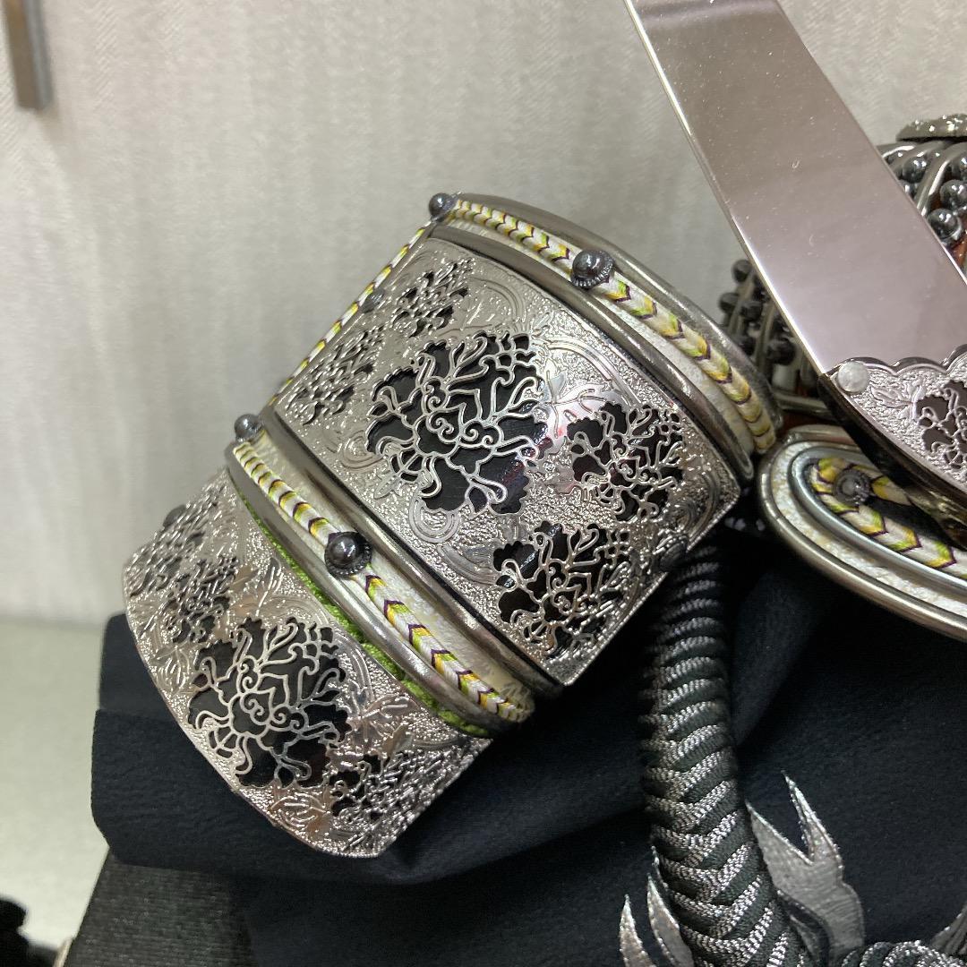 E2 訳あり特価！五月人形兜のみ　五月鎧兜　五月初節句　コンパクト兜