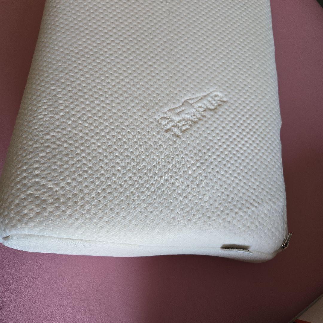 テンピュール枕Mサイズ