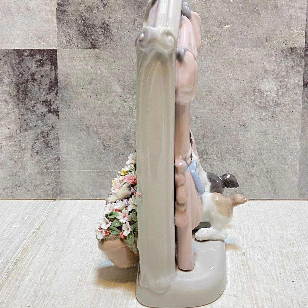 LLADRO リヤドロ⭐️可愛いながめ　置物　陶器　ガラスケース付き