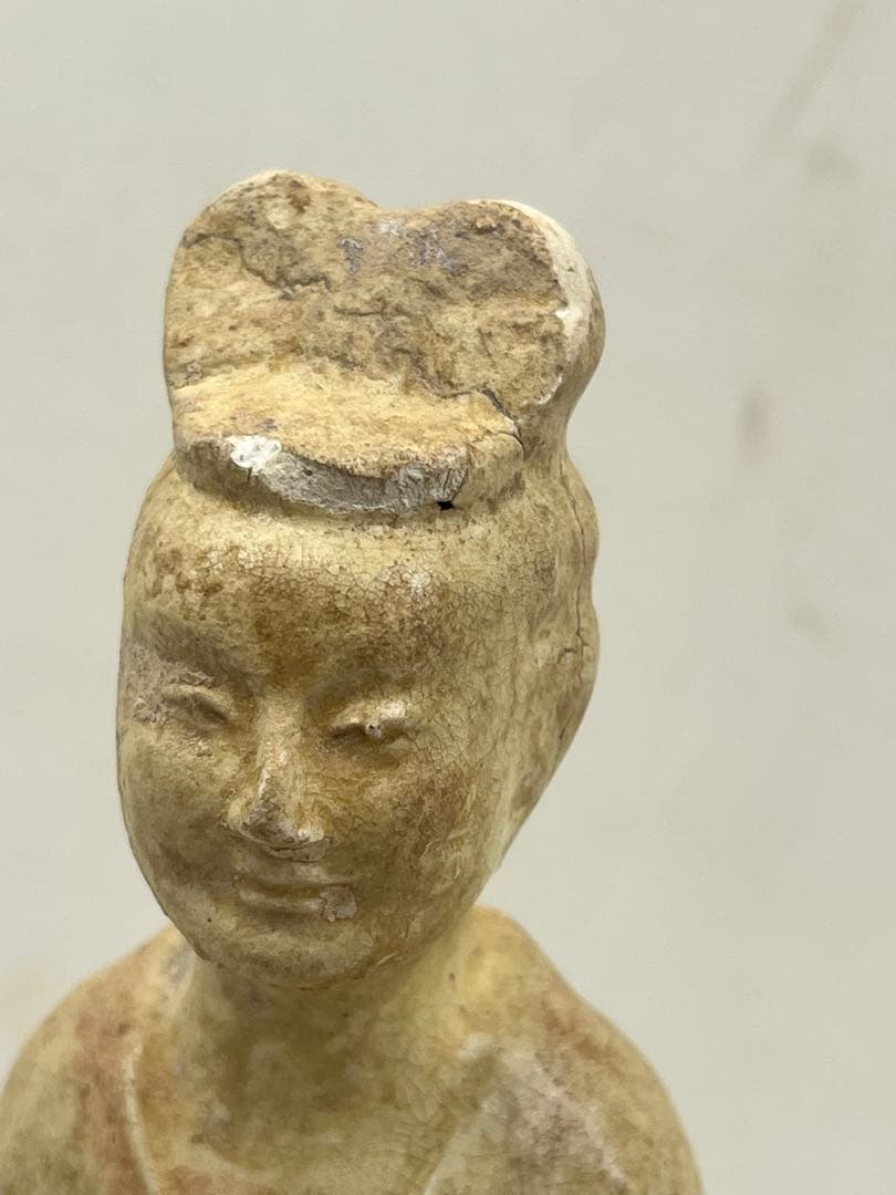 古代中国加彩佣　漢の時代の女官の像　送料込み