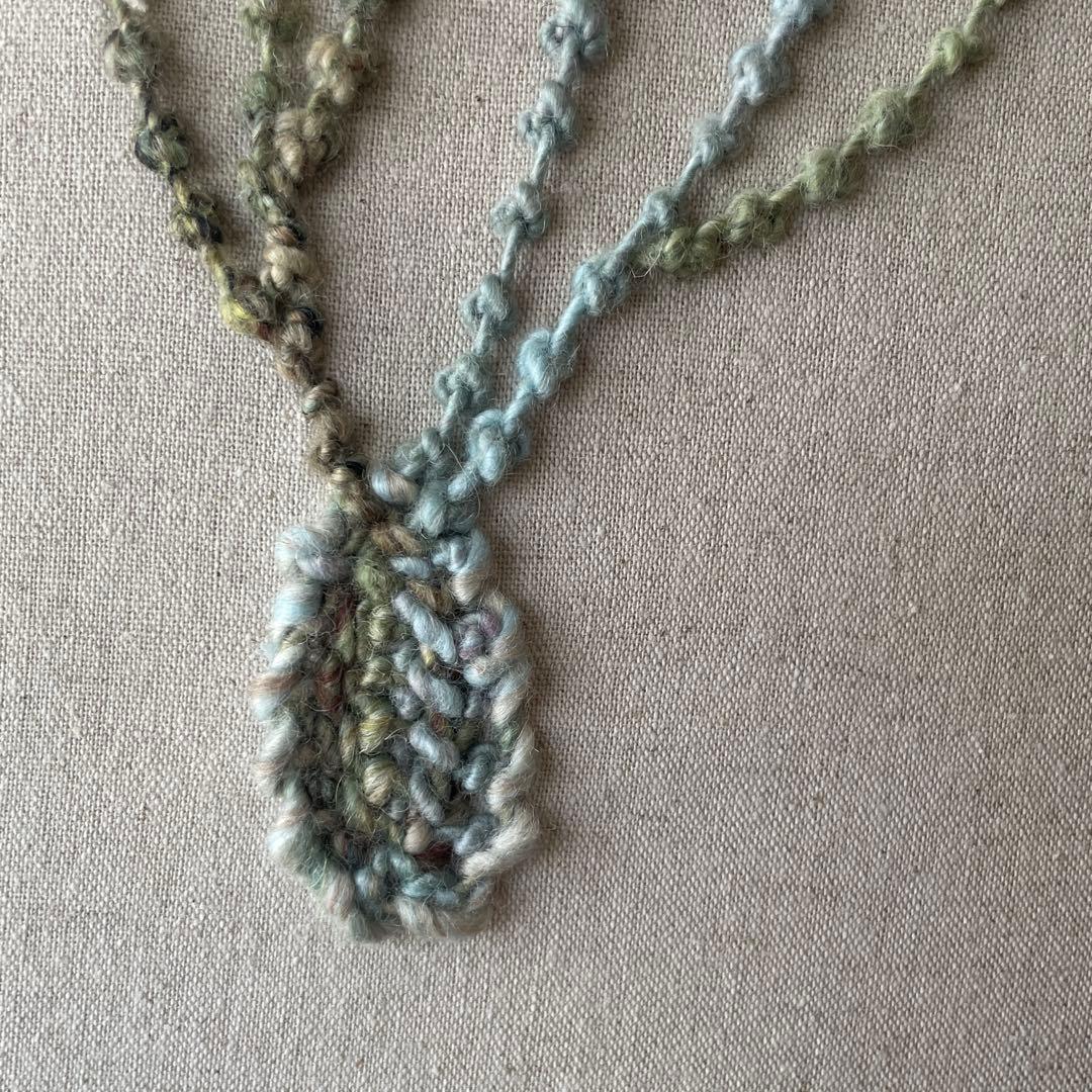 【一点もの】『手紡ぎ糸のお花. j'』手刺繍ファブリックパネル