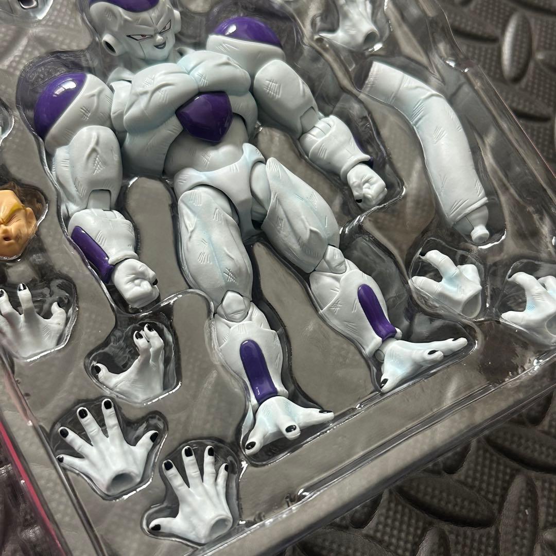 S.H.Figuarts フルパワーフリーザ