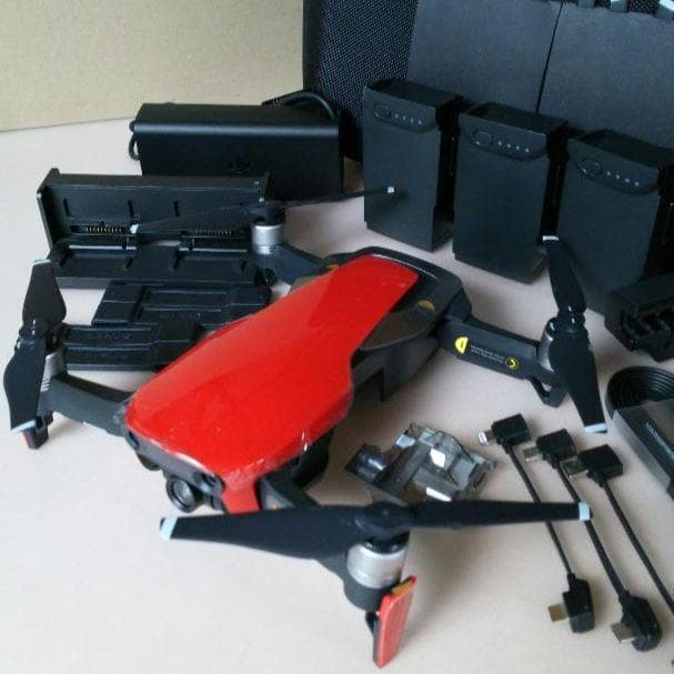 ドローン DJI MAVIC AIR （赤） 専用ケース セット