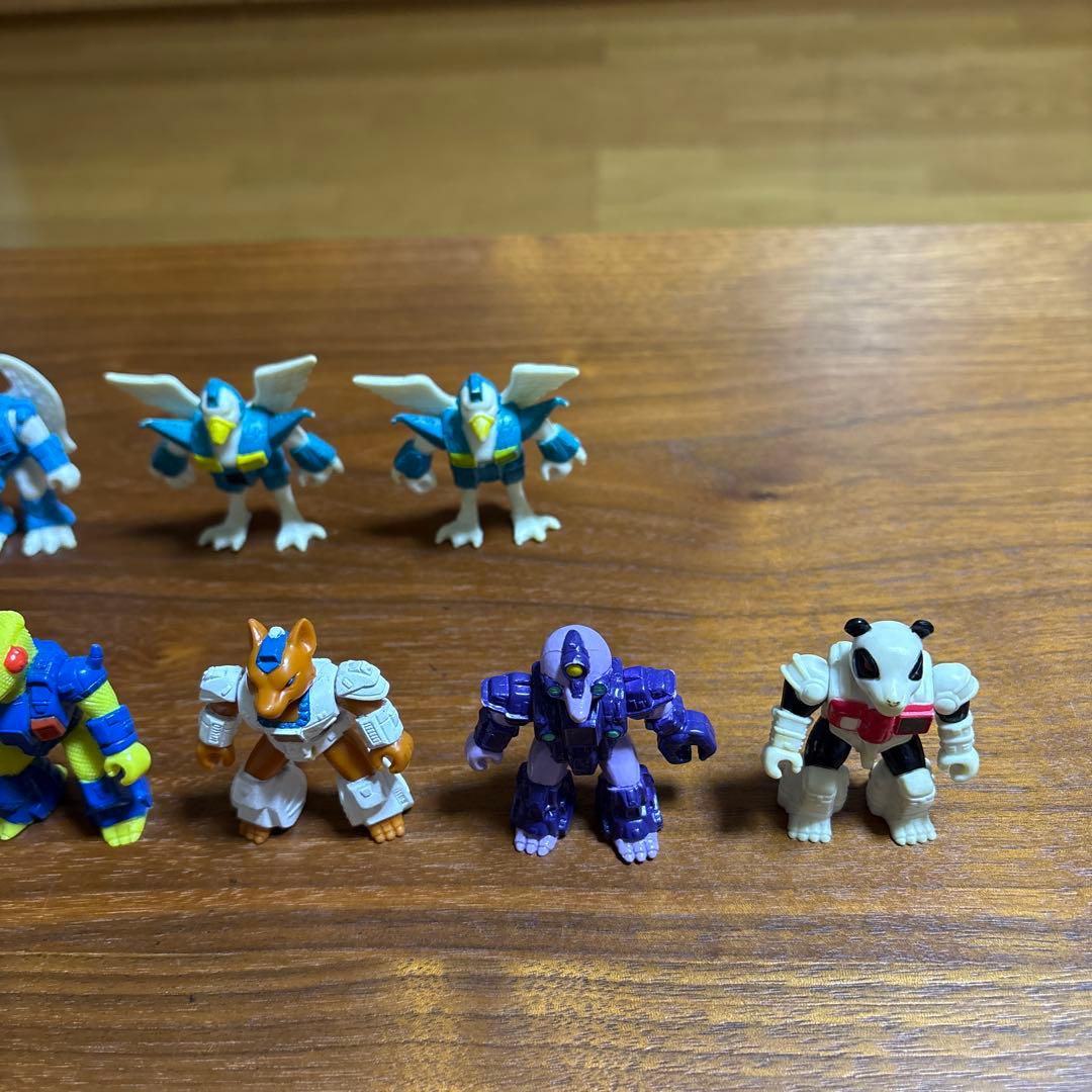 ビーストフォーマー レーザービースト 本体22体 武器19個 - メルカリ