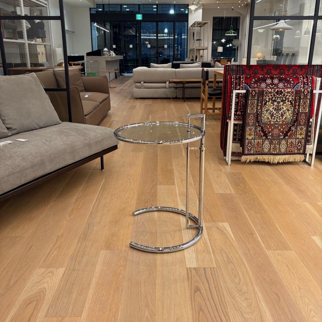 ガラスサイドテーブル　昇降式　モダン　アジャスタブルテーブル