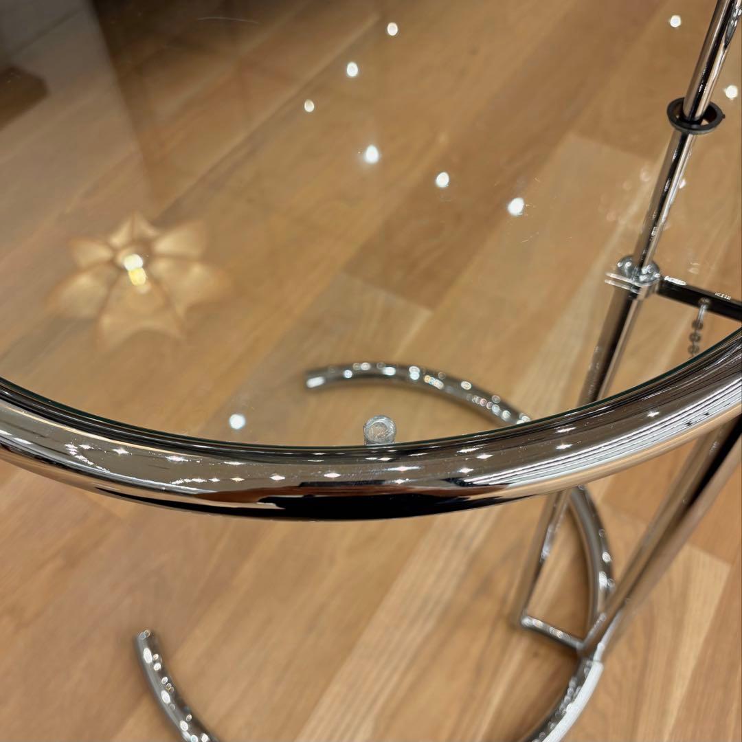 ガラスサイドテーブル　昇降式　モダン　アジャスタブルテーブル