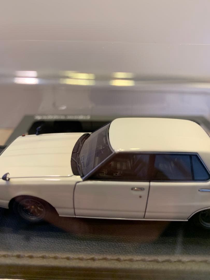 イグニッションモデル　1/43 スカイライン　GT-EL C210 ホワイト