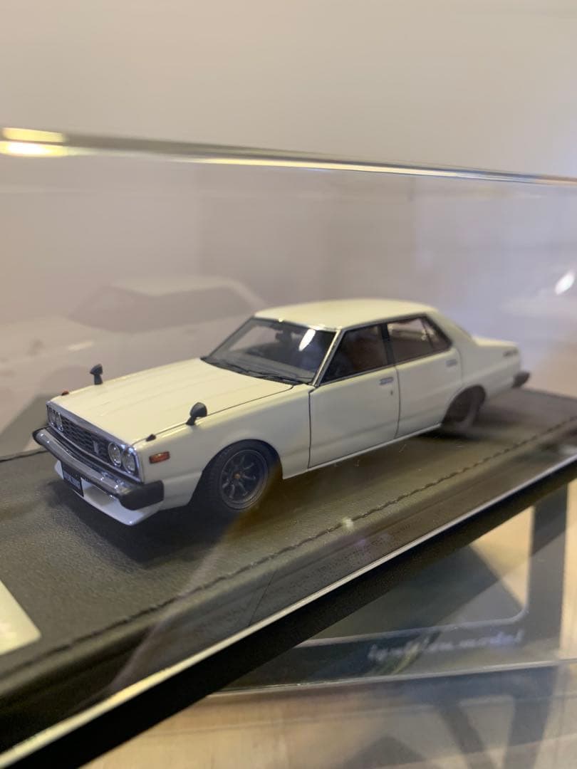 イグニッションモデル　1/43 スカイライン　GT-EL C210 ホワイト