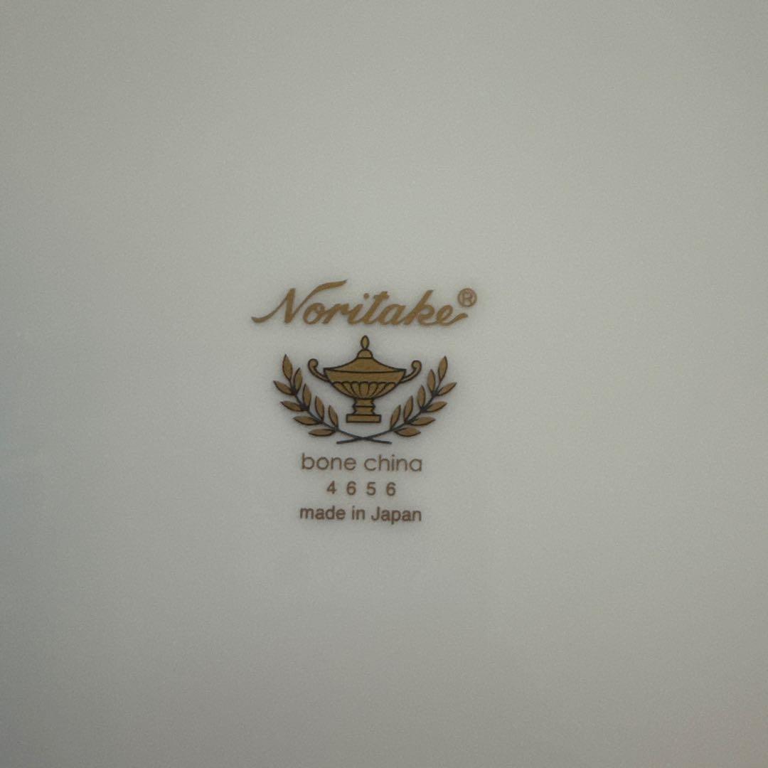 Noritake デザイン皿