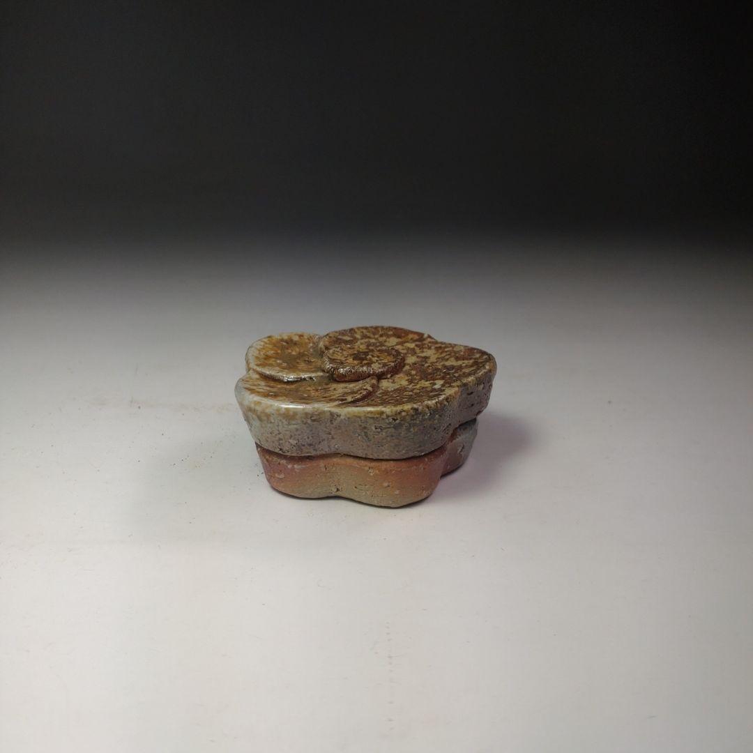 イ247 梅香合『信楽焼 上田直方作』『表千家 久田宗也（尋牛斎）極箱