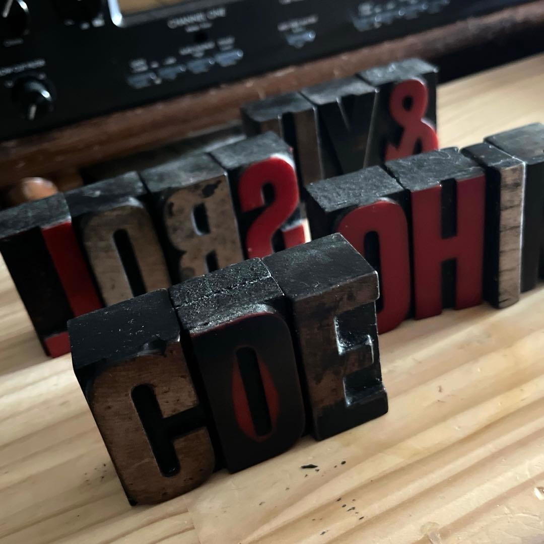 【イギリス　ハンドメイド】ヴィンテージスタンプ