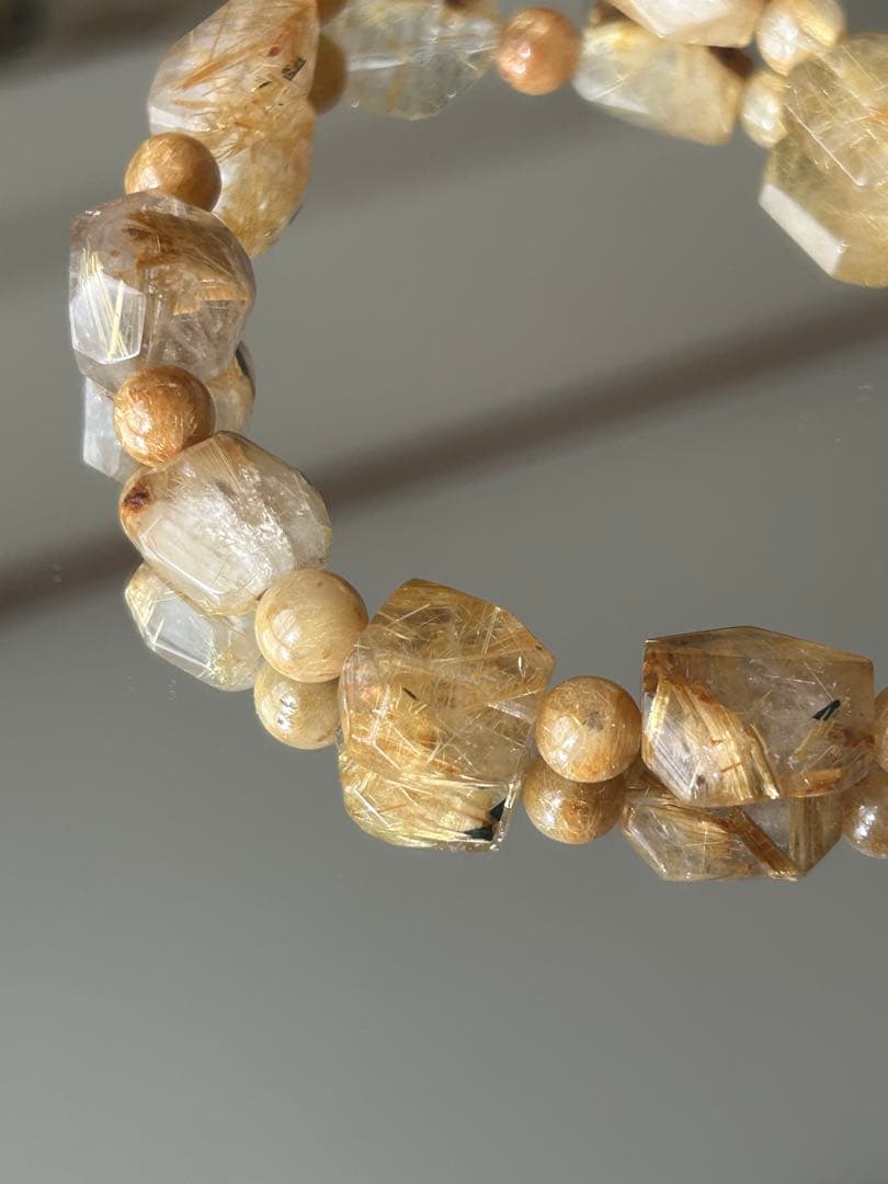 【希少デザイン】ルチルクォーツ 18cm ランダムカット（所々に太針あり）