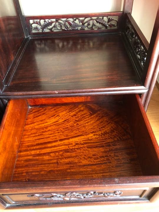 【美品】紫檀家具　清代紫檀茶箪笥 透かし彫り飾り棚 古董品