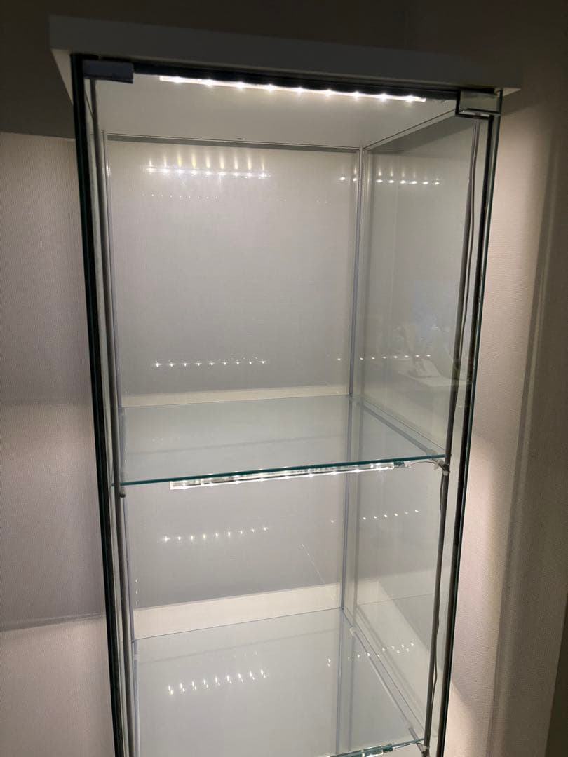 IKEA デトルフ ガラスケース LEDライト付き 【梱包・たのメル便】