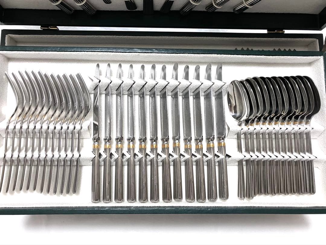 Cutipol ATENA 130piecesカトラリー クチポール