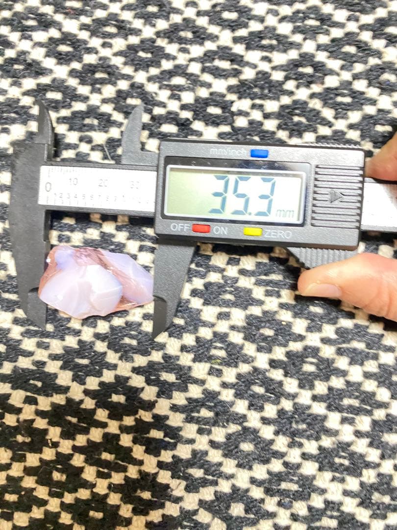 ピンクマルチ　アンダラクリスタル　アメリカ　シェラネバダ産　アンダラ　希少