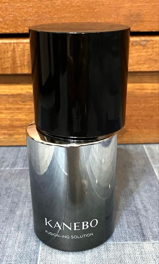 N3240 カネボウ　フュージョニング　ソリューション　美容液　90ml