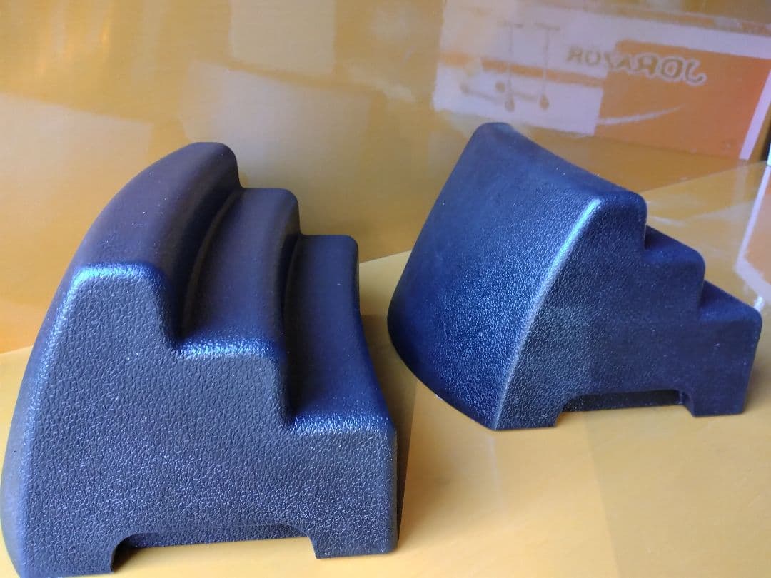 TAKARABELMONT製 スツール 業務用 理美容店用品