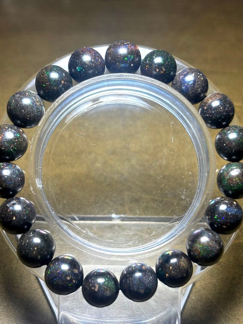 【新入荷】高品質　ブラックマトリックスオパールブレス10.2㎜（新品未使用）虹色