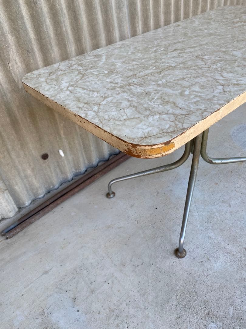 レトロ　コーヒー　テーブル　喫茶店　カフェ　ヴィンテージ