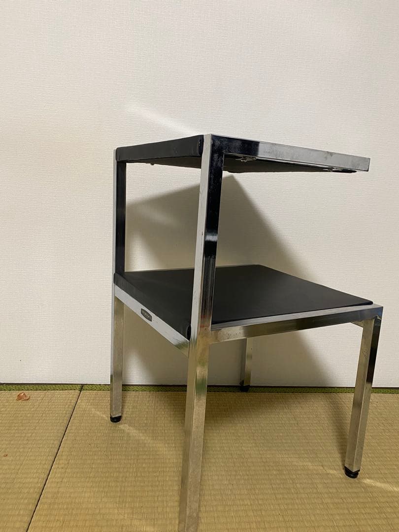 ステンレス製収納チェア