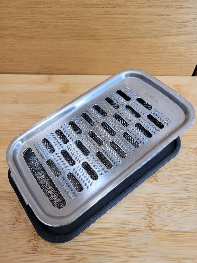 ツボエの極上おろし金 箱 -hako-