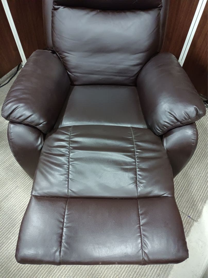 八6402【SHIFFON】シフォン 電動リクライニングソファ(キャスター付)