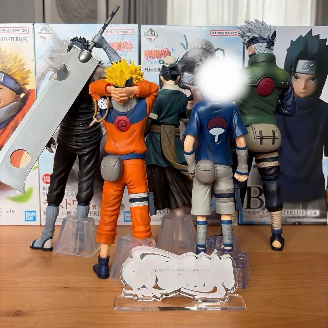 《美品》NARUTO フィギュア ５体セット アクリルロゴ付き
