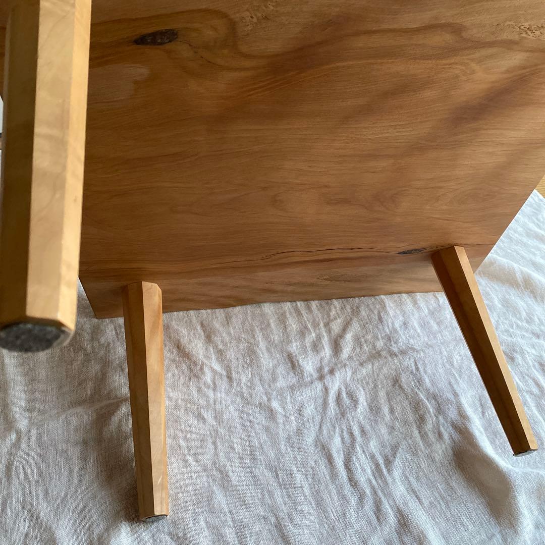 リビングテーブル　一枚板　ミズメザクラ